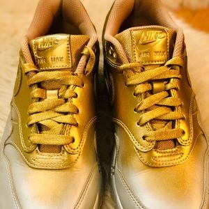 Nike air max 270 LUX silver/gold